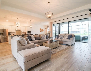 16106 Tradewind Terrace - Photo Thumbnail 17