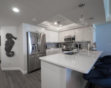 4325 Gulf Of Mexico Drive - Photo Thumbnail 12