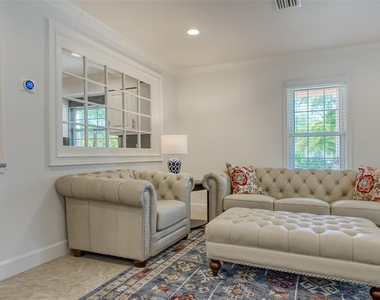 2520 Tami Sola Street - Photo Thumbnail 13