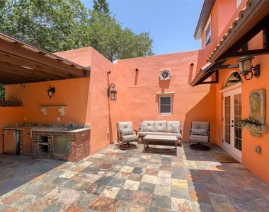 2520 Tami Sola Street - Photo Thumbnail 7