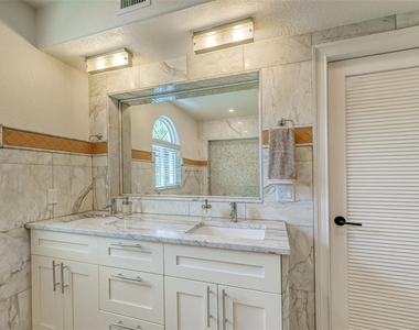 2520 Tami Sola Street - Photo Thumbnail 28