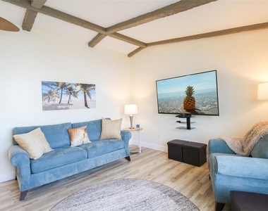 3852 Gatewood Drive - Photo Thumbnail 10
