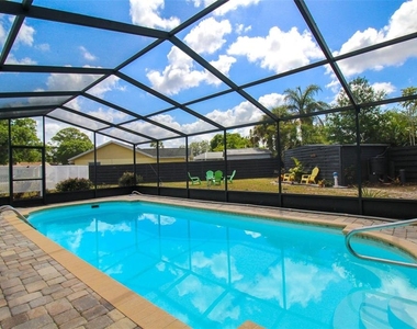 3852 Gatewood Drive - Photo Thumbnail 38