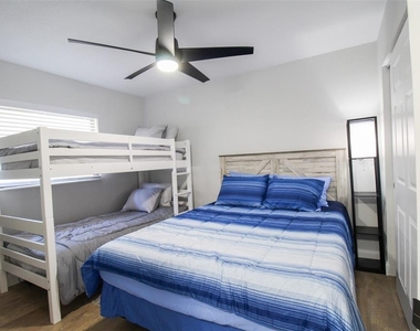 4113 Durant Street - Photo Thumbnail 27