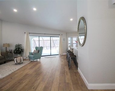 4113 Durant Street - Photo Thumbnail 4