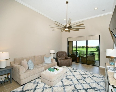 13823 Messina Loop - Photo Thumbnail 8