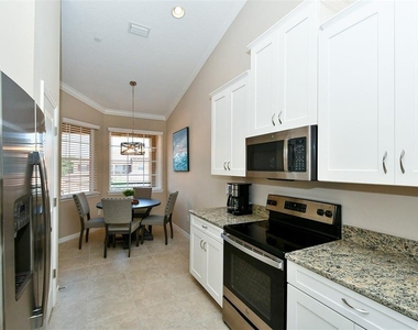 13823 Messina Loop - Photo Thumbnail 14