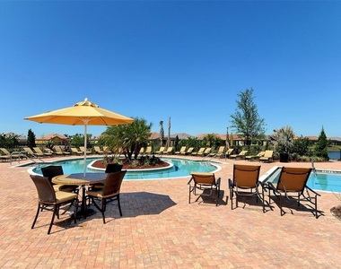 13823 Messina Loop - Photo Thumbnail 40
