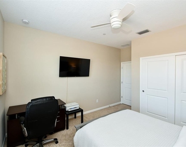 13823 Messina Loop - Photo Thumbnail 25