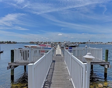304 8th Avenue E - Photo Thumbnail 21