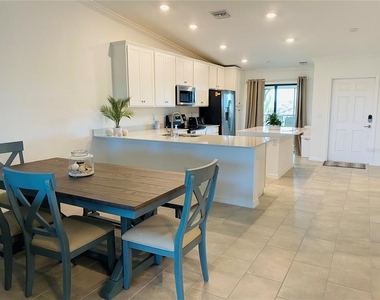 5664 Palmer Circle - Photo Thumbnail 19