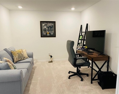 5664 Palmer Circle - Photo Thumbnail 16