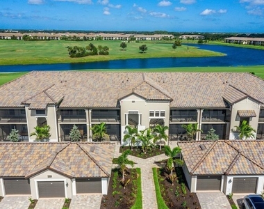 5664 Palmer Circle - Photo Thumbnail 1