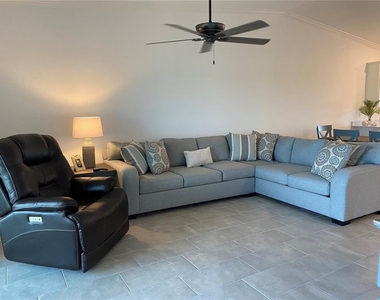 5664 Palmer Circle - Photo Thumbnail 24