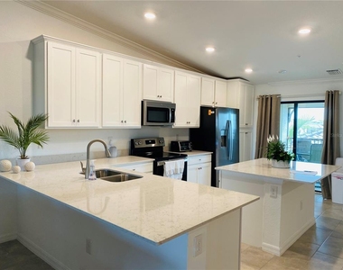 5664 Palmer Circle - Photo Thumbnail 10