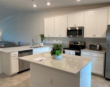 5664 Palmer Circle - Photo Thumbnail 7