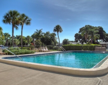7062 W Country Club Drive N - Photo Thumbnail 19