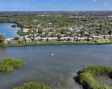 1633 Boathouse Circle - Photo Thumbnail 33