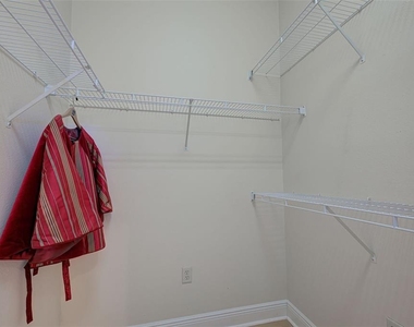 354 Melrose Court - Photo Thumbnail 26