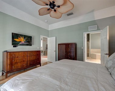 354 Melrose Court - Photo Thumbnail 23