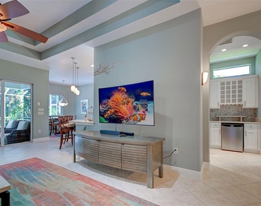 354 Melrose Court - Photo Thumbnail 9