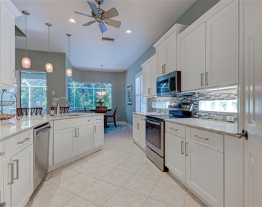 354 Melrose Court - Photo Thumbnail 16