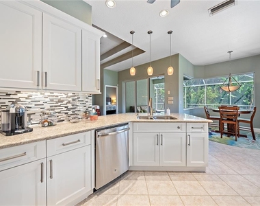 354 Melrose Court - Photo Thumbnail 15