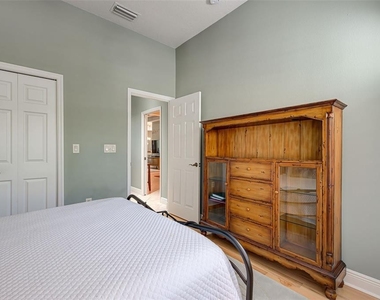 354 Melrose Court - Photo Thumbnail 30
