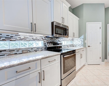 354 Melrose Court - Photo Thumbnail 14