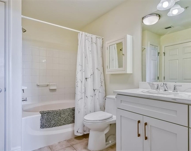 750 N Tamiami Trail - Photo Thumbnail 24