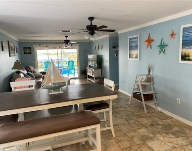 10427 Waterbird Way - Photo Thumbnail 4