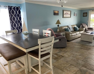 10427 Waterbird Way - Photo Thumbnail 3