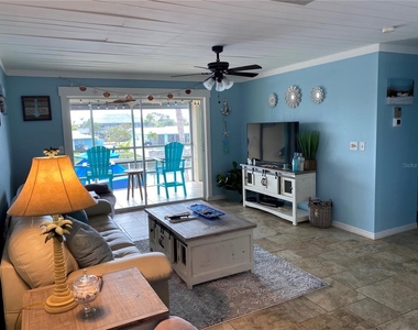 10427 Waterbird Way - Photo Thumbnail 7