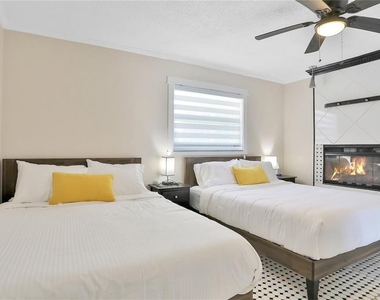 4315 Royal Palm Drive - Photo Thumbnail 28