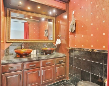 4315 Royal Palm Drive - Photo Thumbnail 30