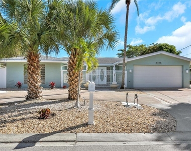 4315 Royal Palm Drive - Photo Thumbnail 39