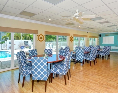 1250 N Portofino Drive - Photo Thumbnail 47