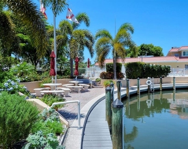 1250 N Portofino Drive - Photo Thumbnail 42