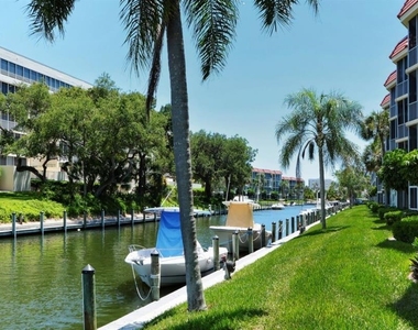 1250 N Portofino Drive - Photo Thumbnail 57