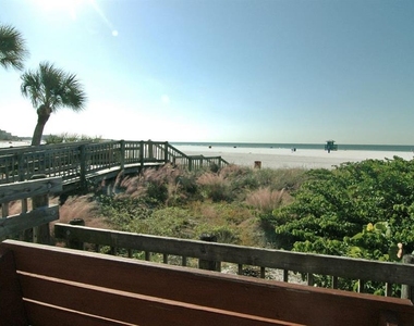 1250 N Portofino Drive - Photo Thumbnail 53