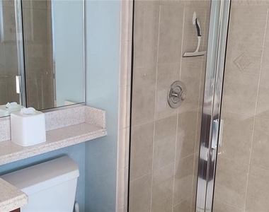 1250 N Portofino Drive - Photo Thumbnail 10