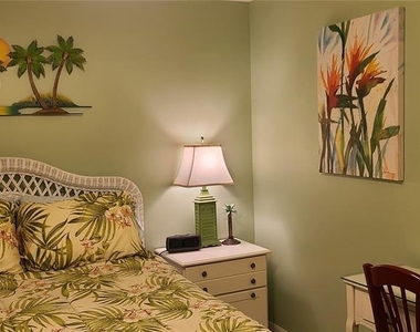 1250 N Portofino Drive - Photo Thumbnail 7
