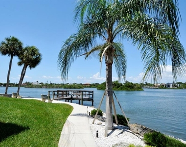 1250 N Portofino Drive - Photo Thumbnail 58