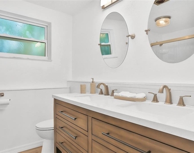 161 Easton Drive Nw - Photo Thumbnail 8