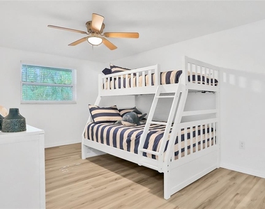 161 Easton Drive Nw - Photo Thumbnail 10