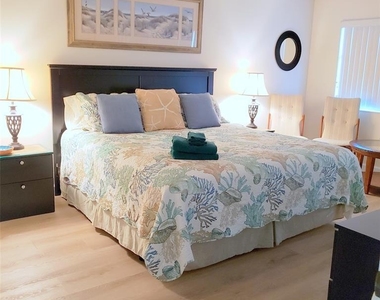 4648 Longwater Chase - Photo Thumbnail 13