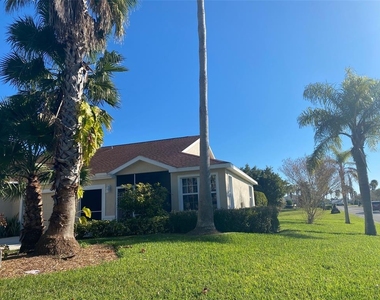 2602 Edgewater Court - Photo Thumbnail 26