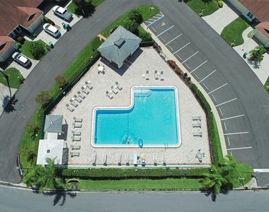 2602 Edgewater Court - Photo Thumbnail 21