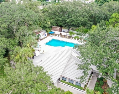 243 Southampton Lane - Photo Thumbnail 20