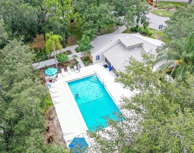 243 Southampton Lane - Photo Thumbnail 22